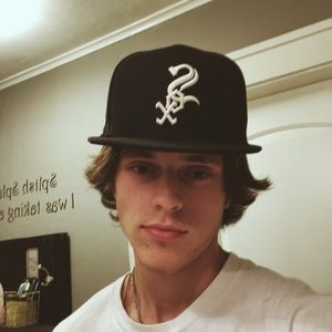 Meet your Posher, Eli